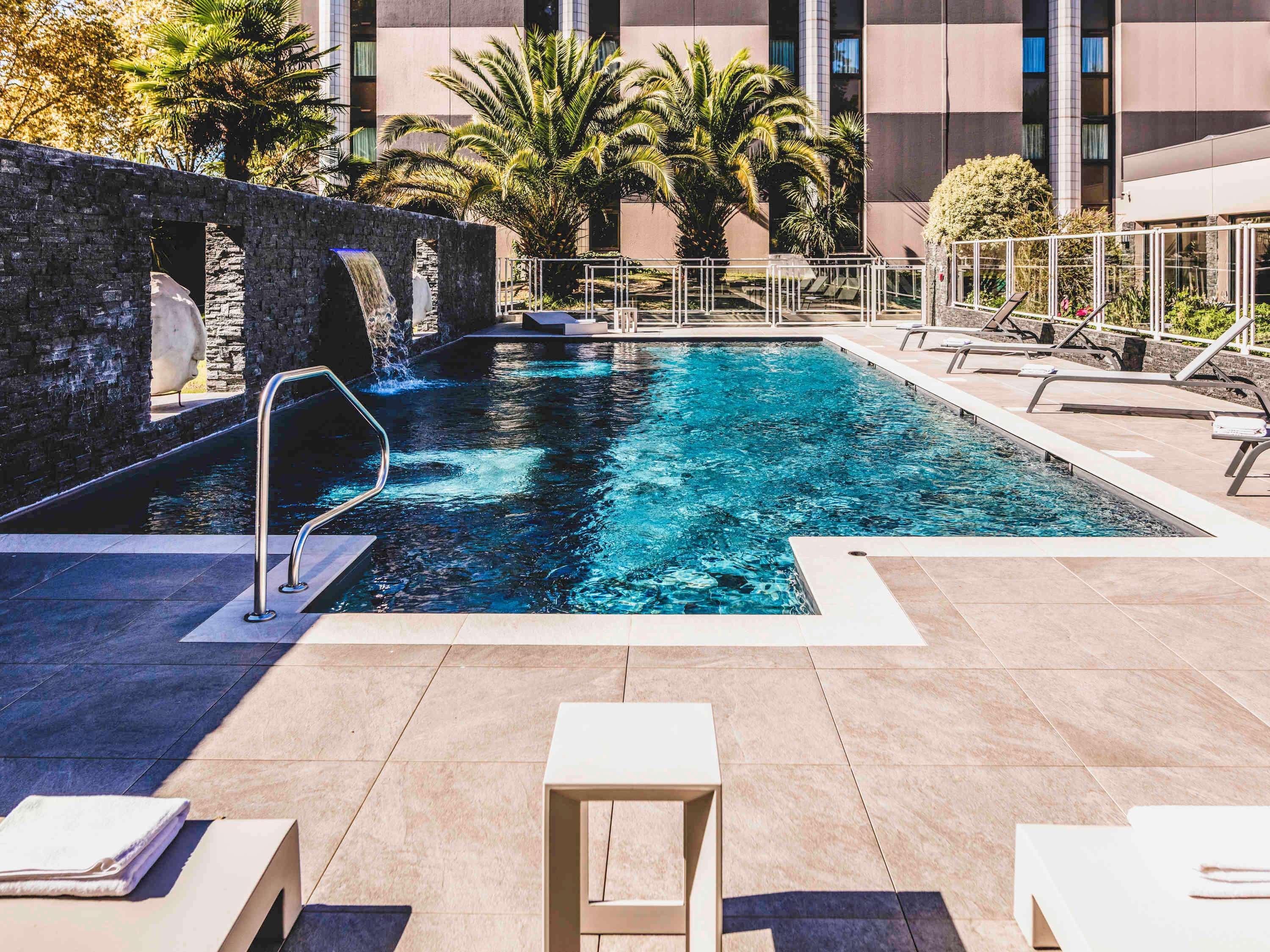 Mercure Pau Palais Des Sports Kültér fotó