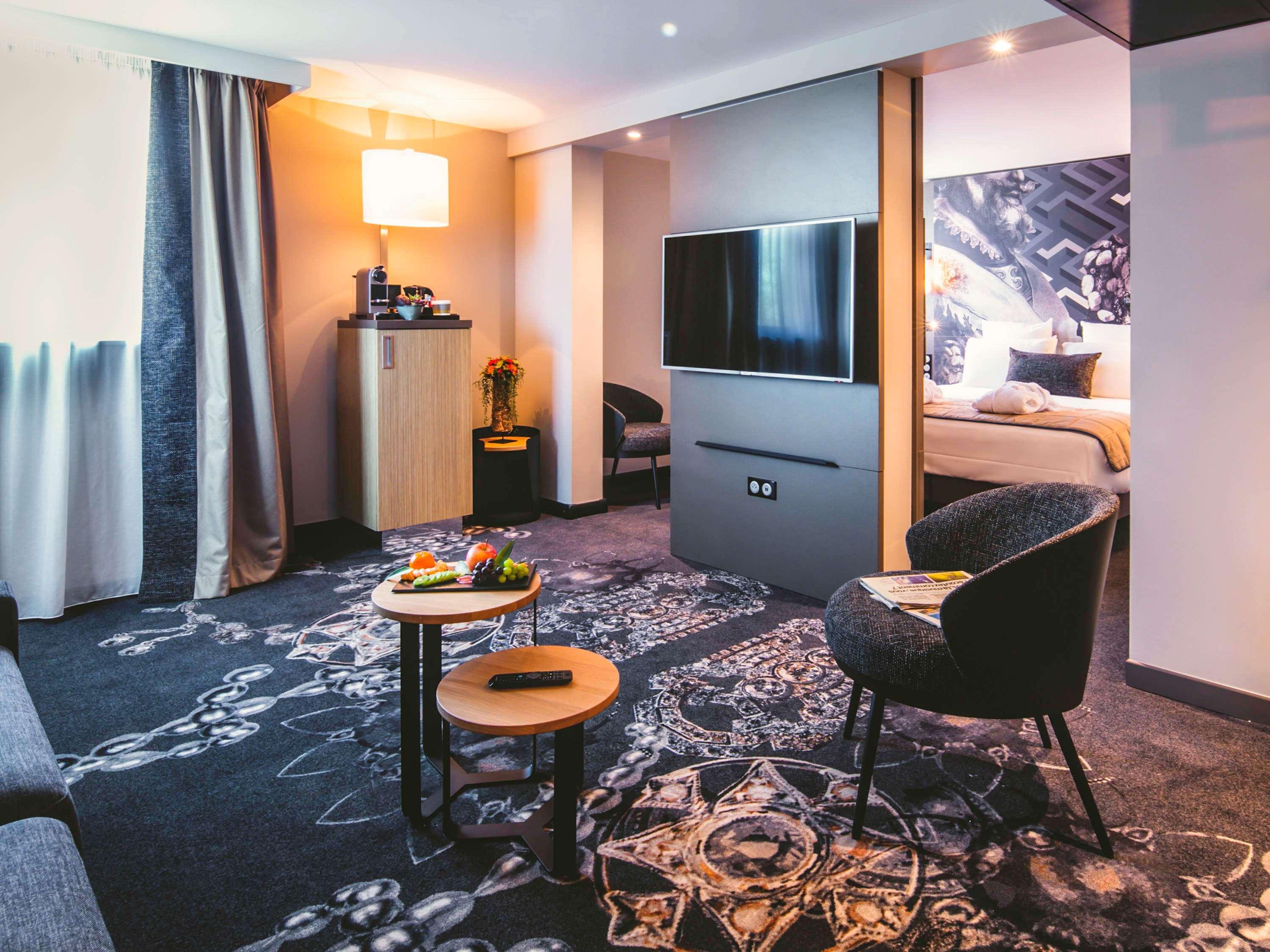 Mercure Pau Palais Des Sports Kültér fotó