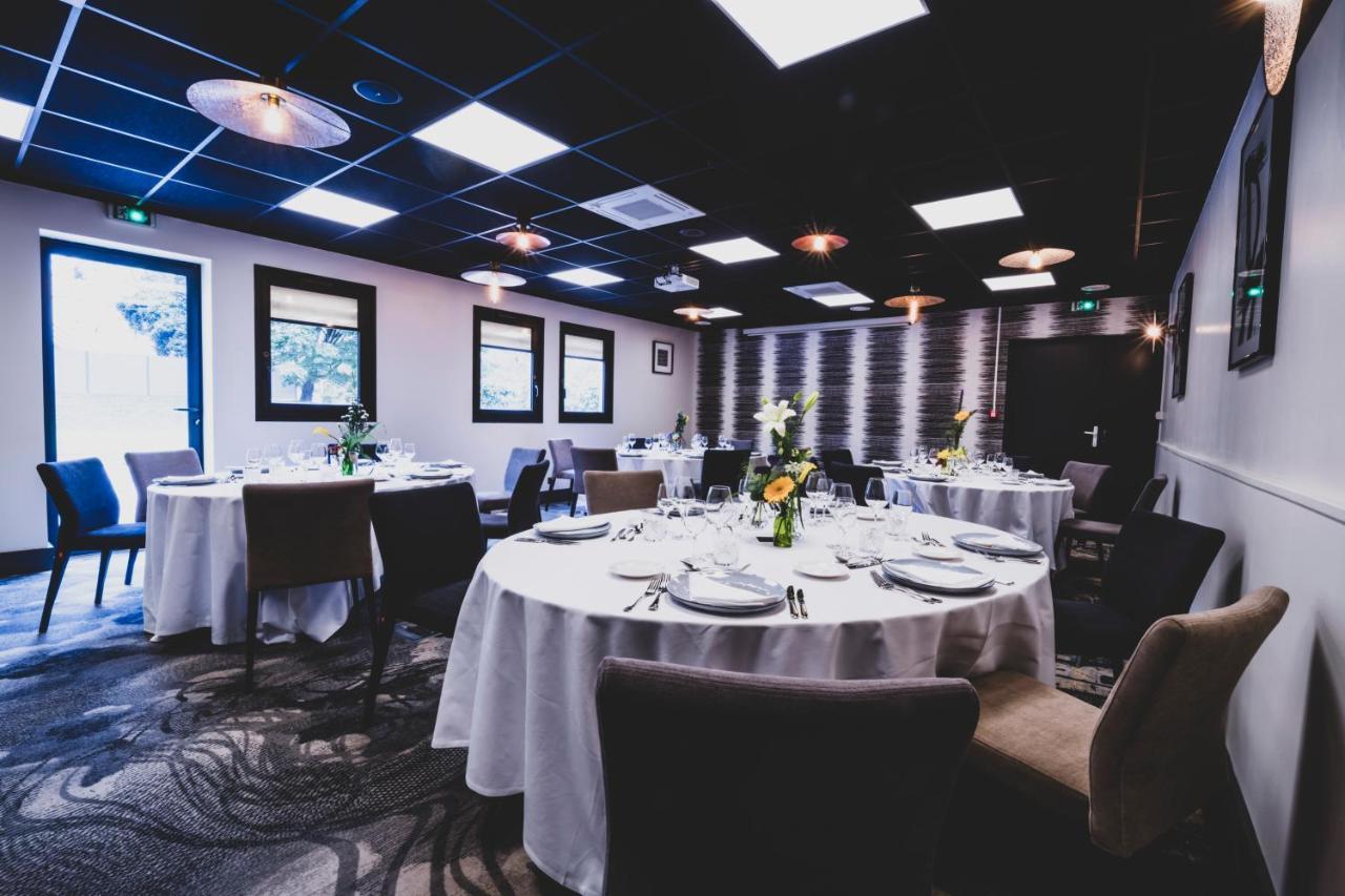 Mercure Pau Palais Des Sports Kültér fotó