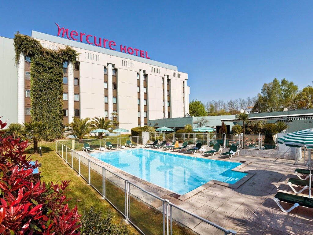 Mercure Pau Palais Des Sports Kültér fotó